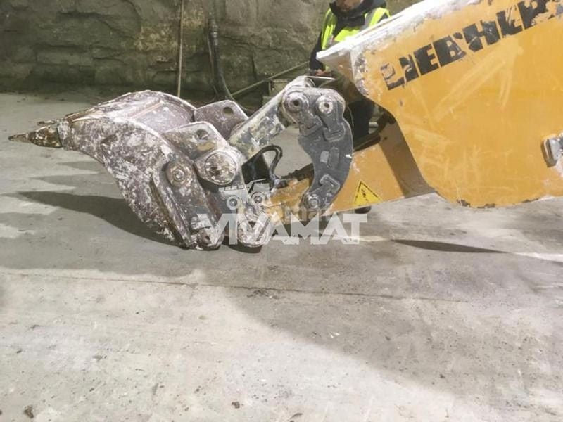2015 Liebherr R944C LITRONIC Crawler Excavator