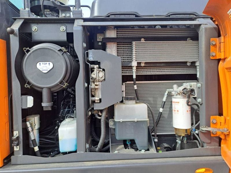 2023 Doosan DX160W-7 Wheel Excavator