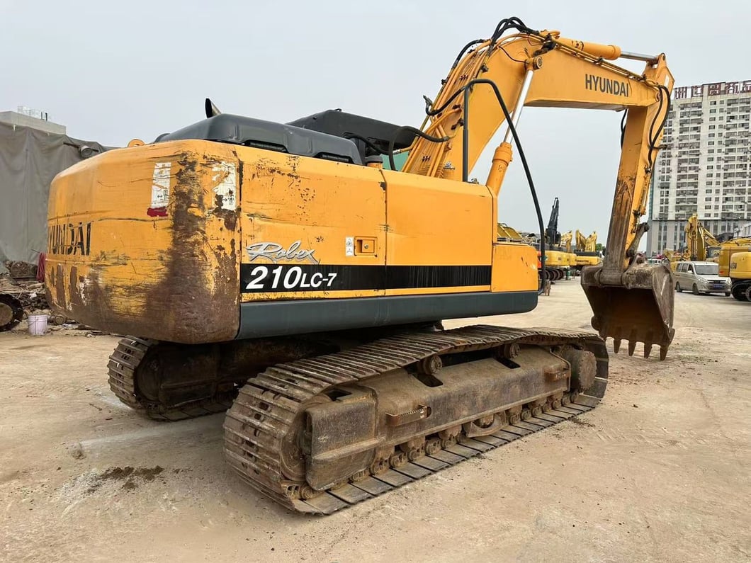 2017 Hyundai R210LC-7 Crawler Excavator