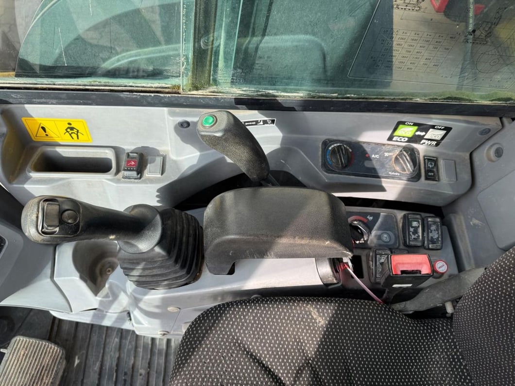 2016 Kubota KX080-4 Mini Excavator