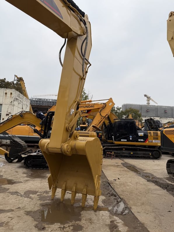 2024 Caterpillar 320BL Crawler Excavator