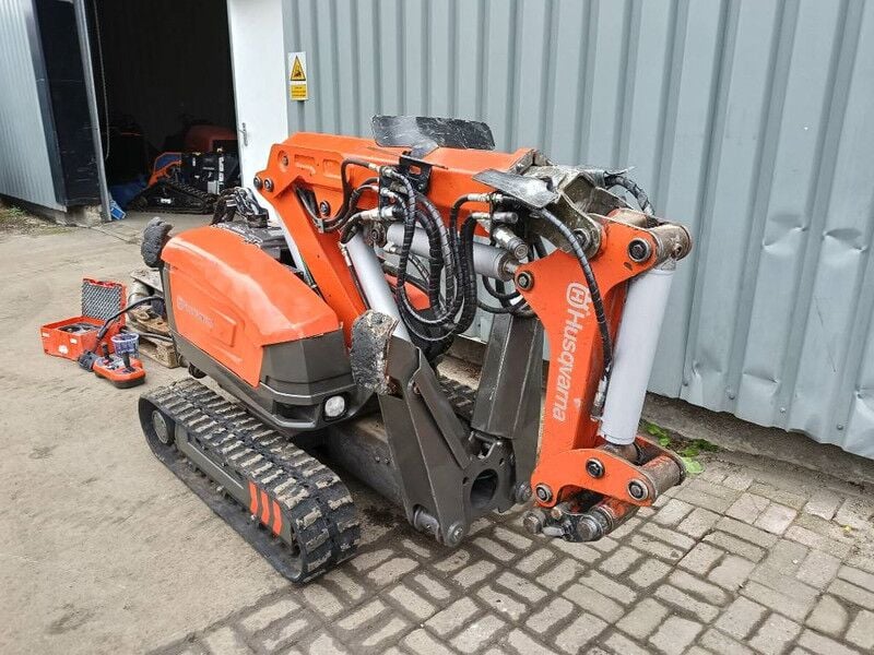2009 Husqvarna DXR 310 Crawler Excavator