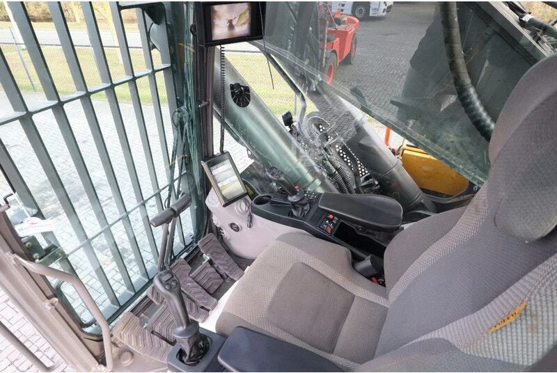 2021 Volvo EC480EHR Crawler Excavator