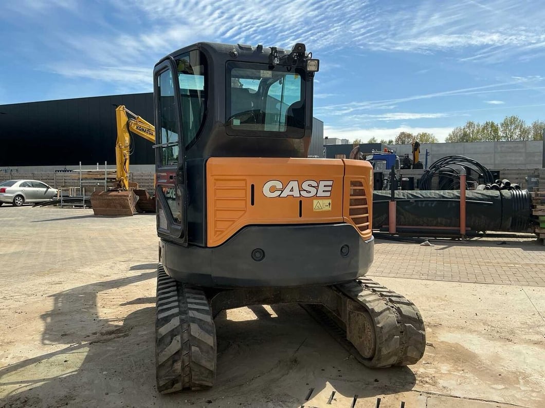 2017 CASE CX600 Crawler Excavator