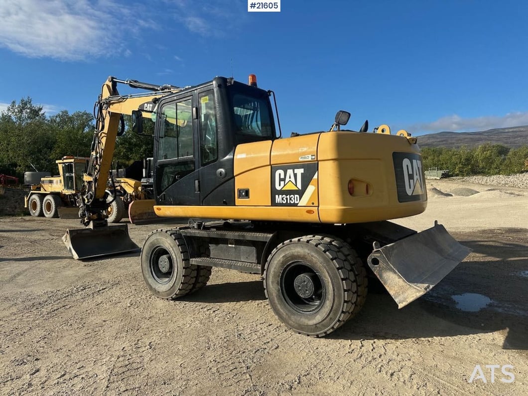 2012 Caterpillar M313D Wheel Excavator