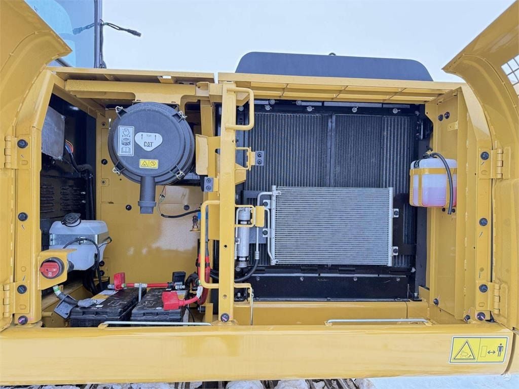 2025 Caterpillar 320D3 Crawler Excavator