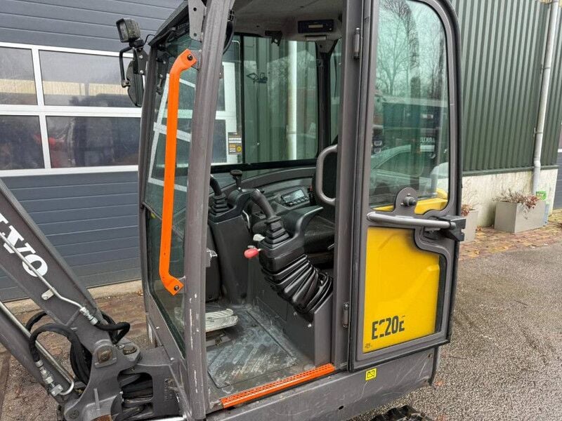 2019 Volvo EC20E Mini Excavator