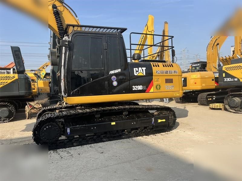 2018 Caterpillar 320D2 Crawler Excavator