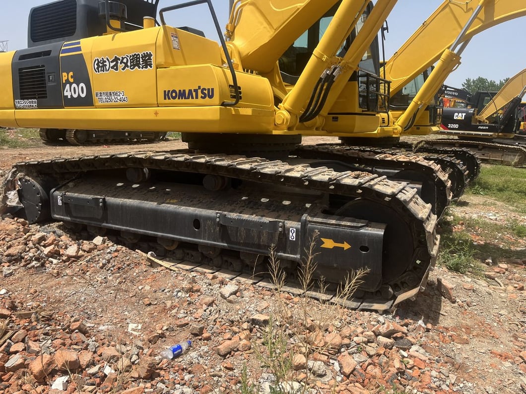 2022 Komatsu PC400-8 Crawler Excavator
