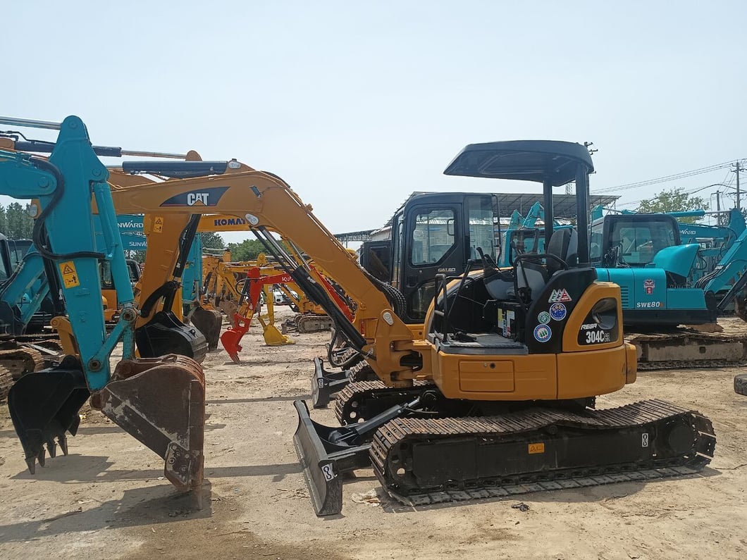 2023 Caterpillar 304CCR Mini Excavator