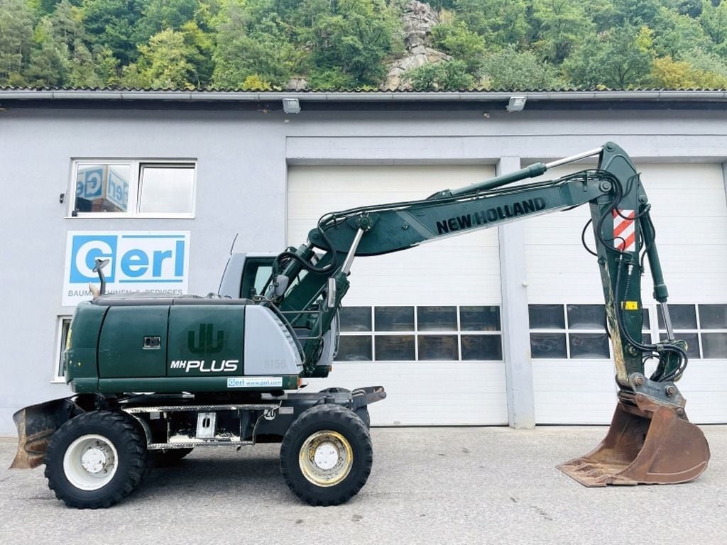 2009 New Holland MH-PLUS Wheel Excavator
