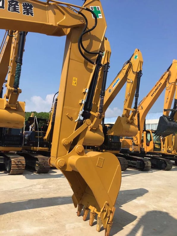 2022 Caterpillar 323D2L Crawler Excavator