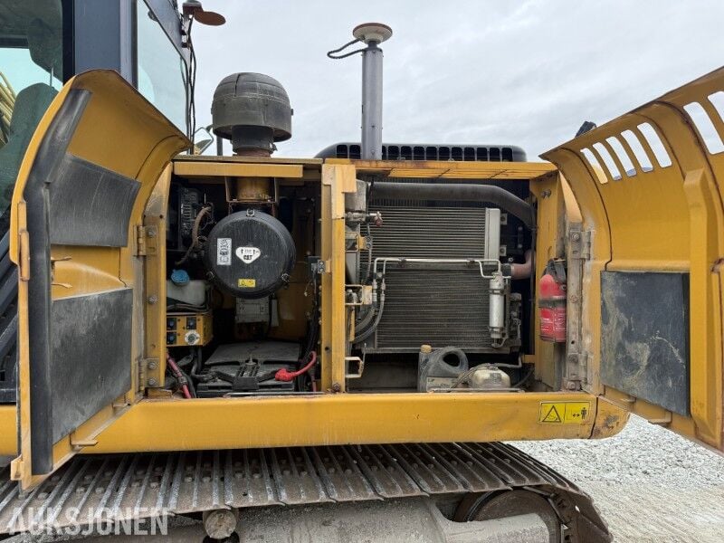 2011 Caterpillar 320DL Crawler Excavator