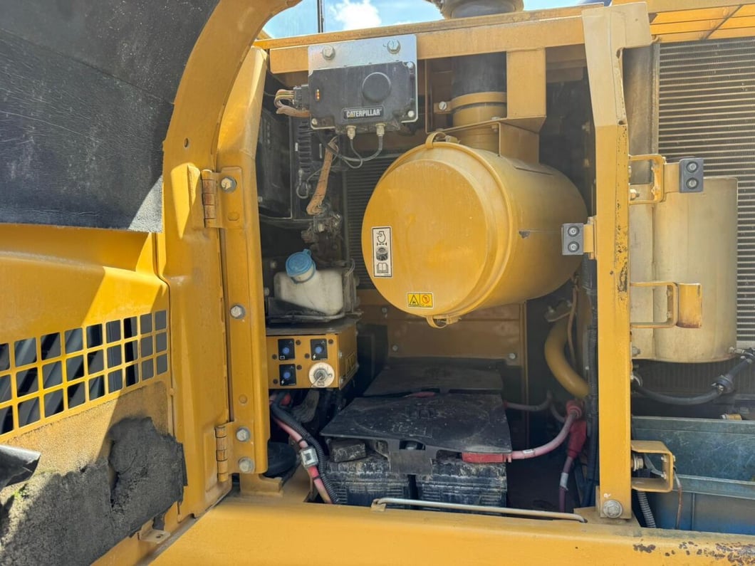 2011 Caterpillar 324D Crawler Excavator