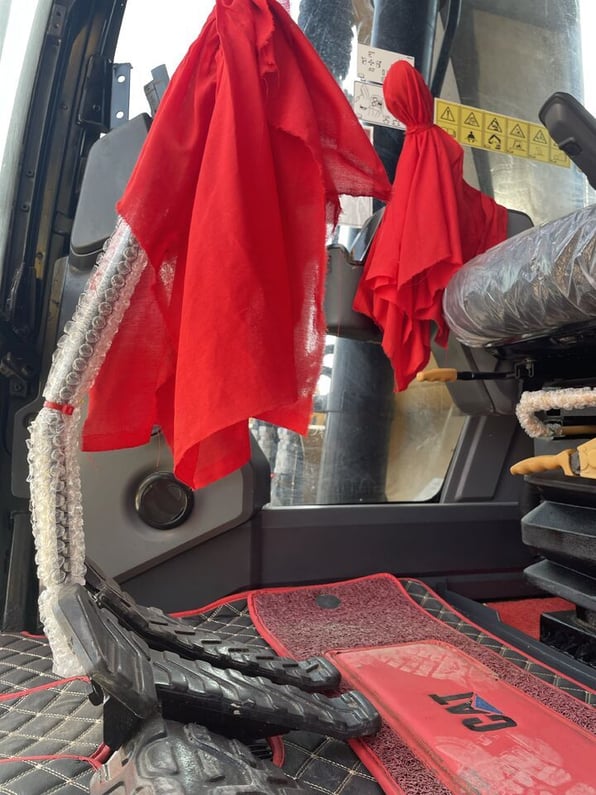 2024 Caterpillar 323 Crawler Excavator