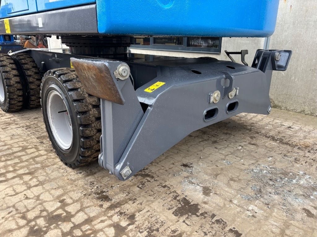 2022 Fuchs MHL320F Material Handler