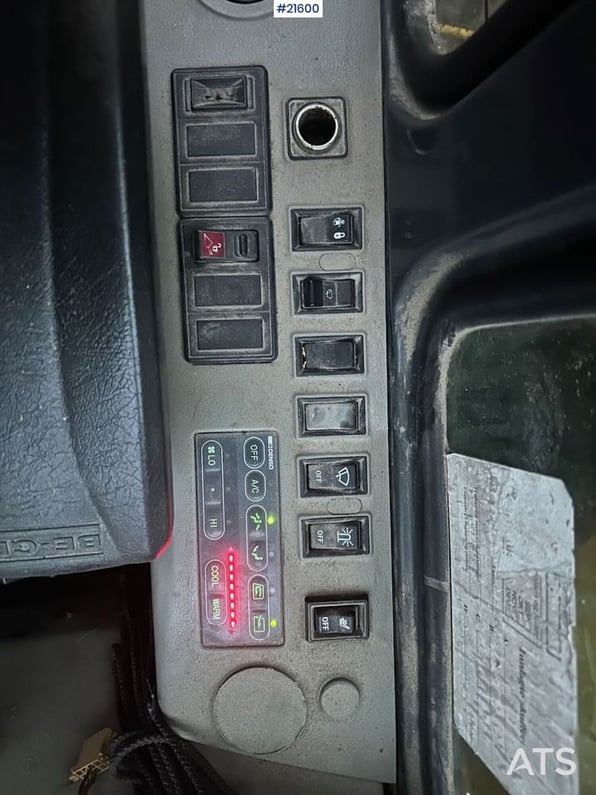 2000 Komatsu PC240LC Crawler Excavator