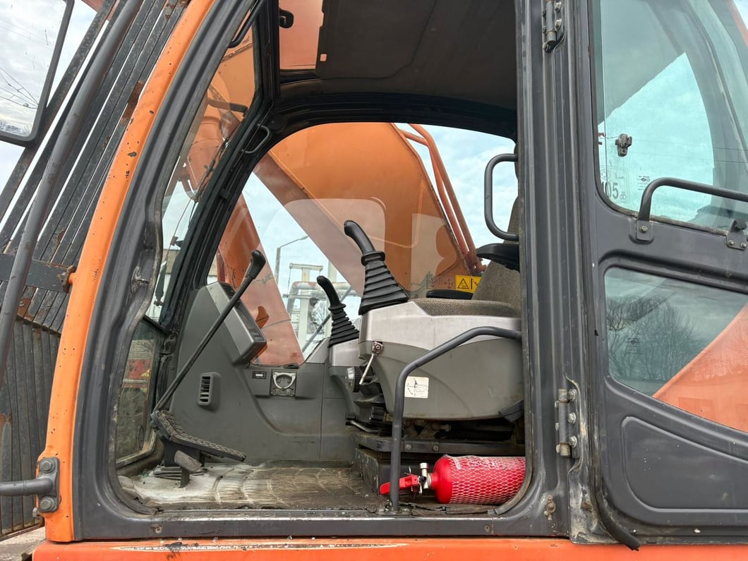 2006 Doosan DX340LC Crawler Excavator