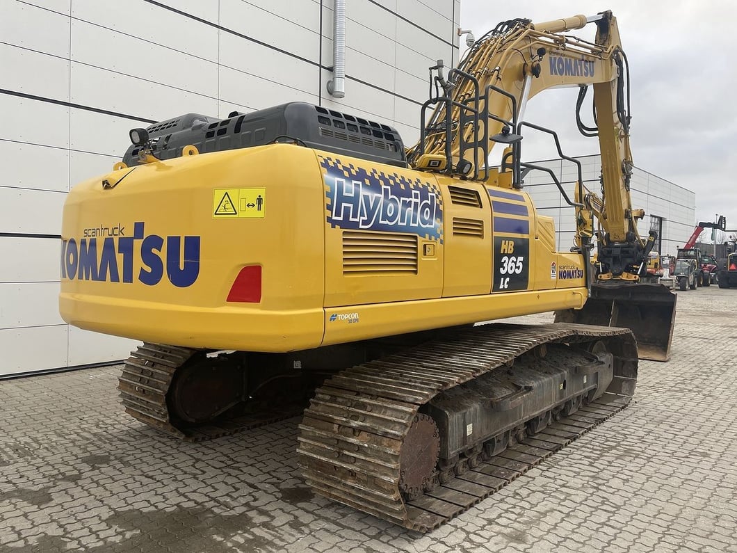 2024 Komatsu HB365LC-3EO Crawler Excavator