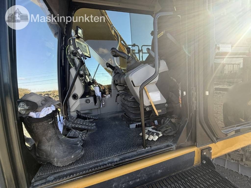2017 Caterpillar 326 HDHW Crawler Excavator
