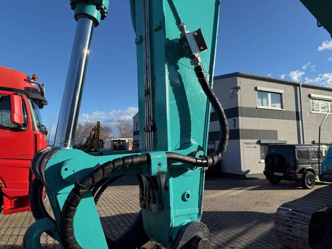 2018 Kobelco SK210 NLC-10 Crawler Excavator