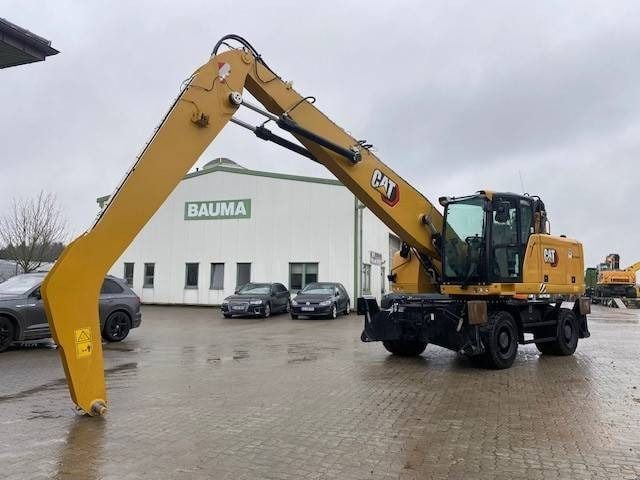2020 Caterpillar MH3022 Material Handler