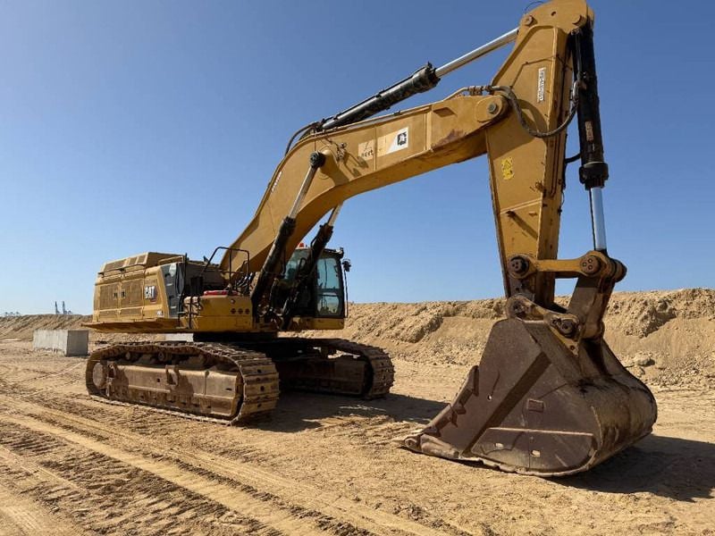 2022 Caterpillar 395 Crawler Excavator