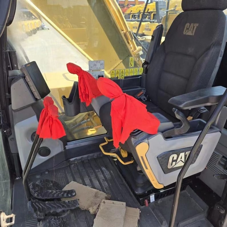 2021 Caterpillar 330GC Crawler Excavator