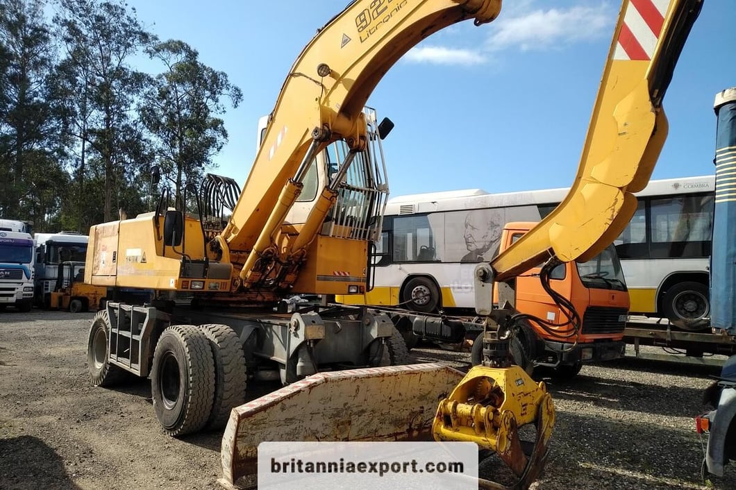 2001 Liebherr A924 LITRONIC Wheel Excavator