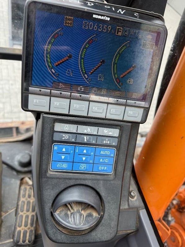 2013 Komatsu PW148-8 Wheel Excavator