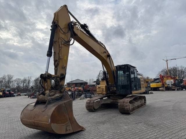 2017 Caterpillar 326FLN Crawler Excavator