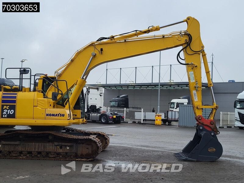 2021 Komatsu PC210LC-11 Crawler Excavator