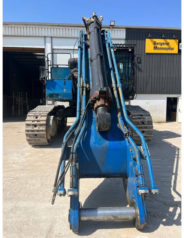 2019 Caterpillar 390F Crawler Excavator