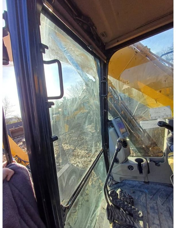 2012 Caterpillar 320EL Crawler Excavator