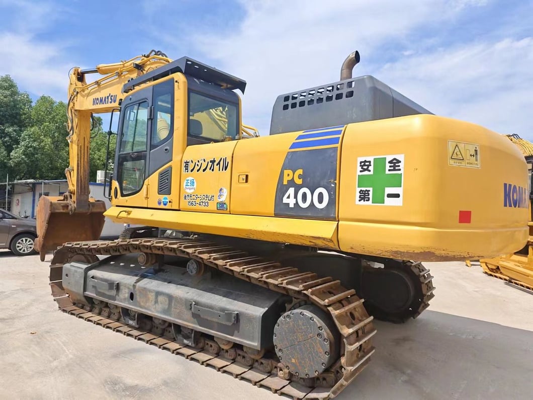 2020 Komatsu PC400-8 Crawler Excavator