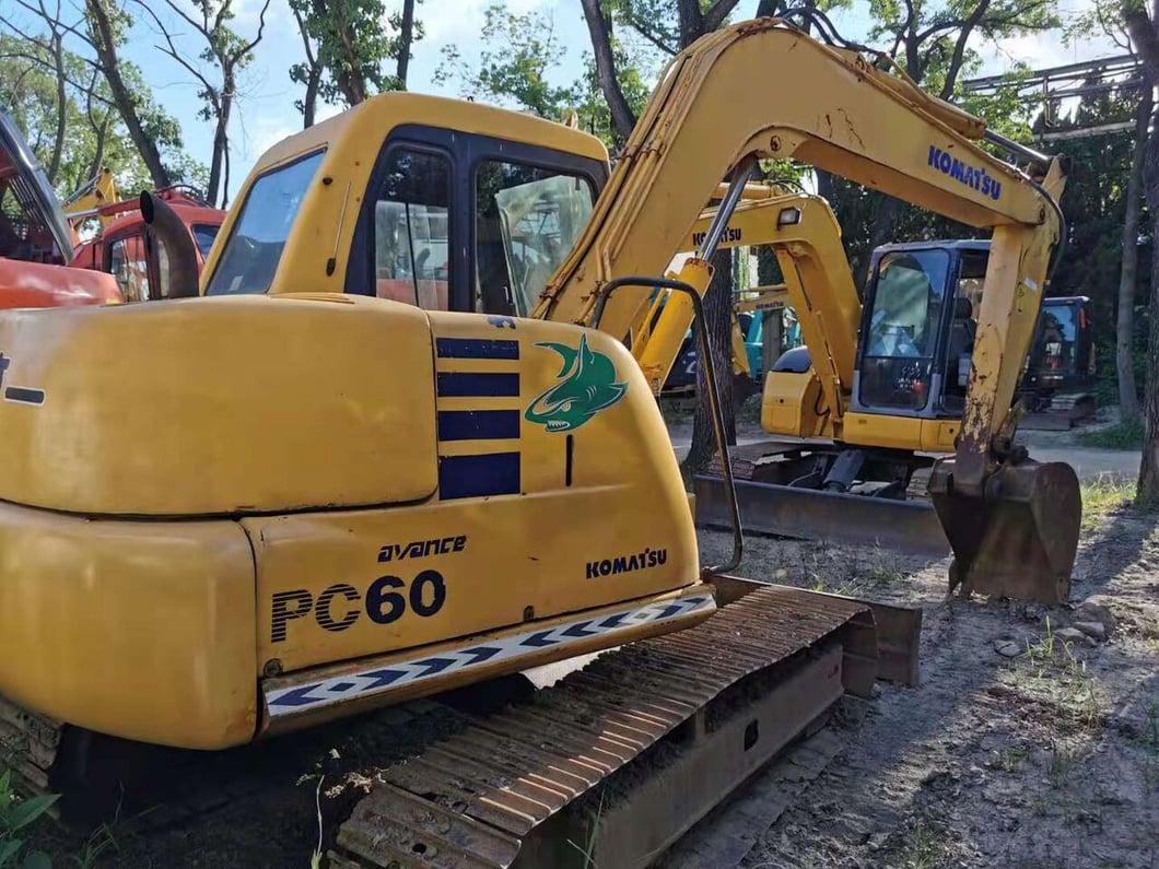 2023 Komatsu PC60-7