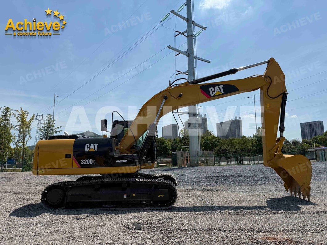 2025 Caterpillar 320D2 Crawler Excavator