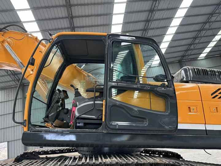 2012 Hyundai 305-9VS Crawler Excavator