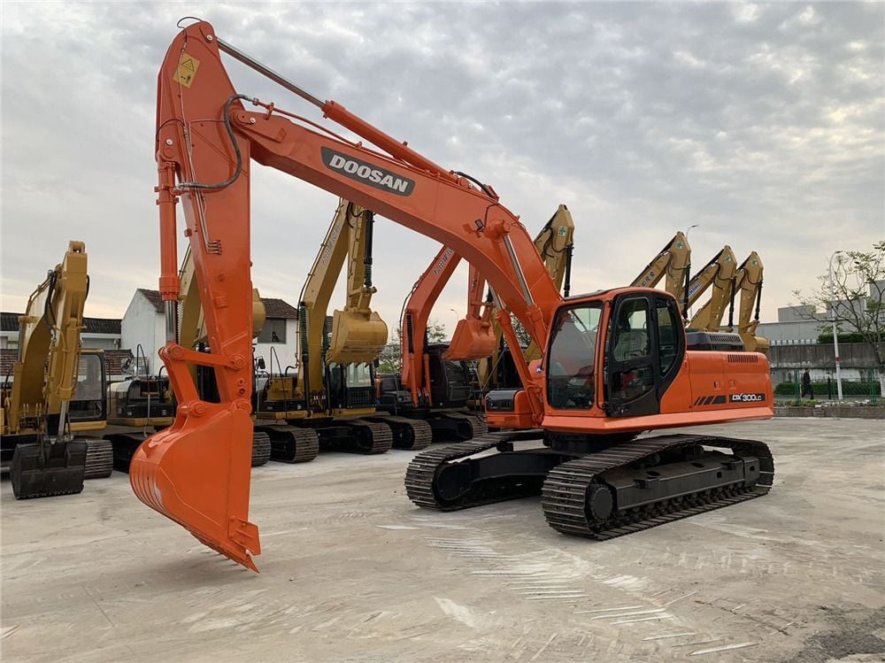 2023 Doosan DX300 Crawler Excavator