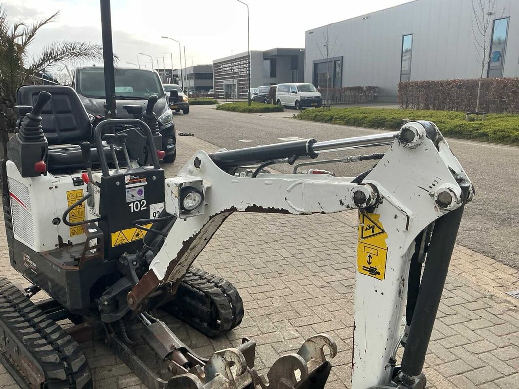 2020 Bobcat E10Z Mini Excavator
