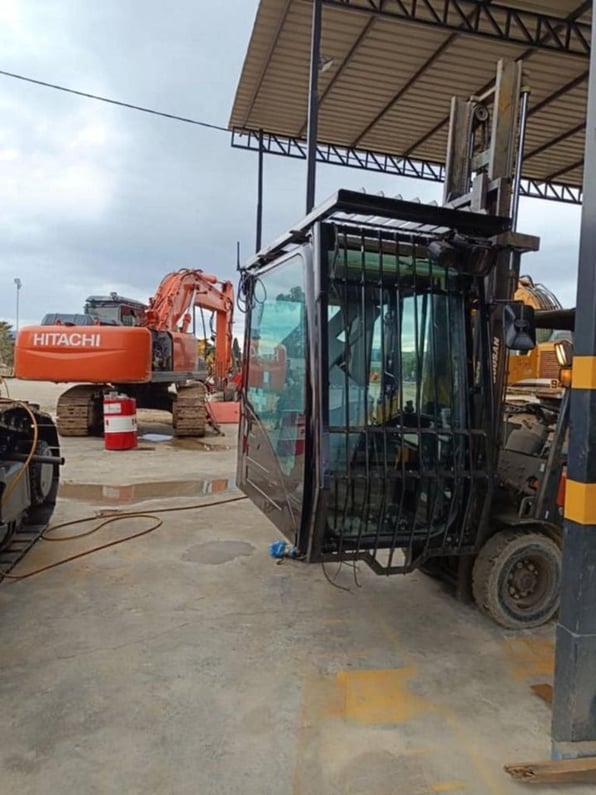 2012 Caterpillar 374DL Crawler Excavator