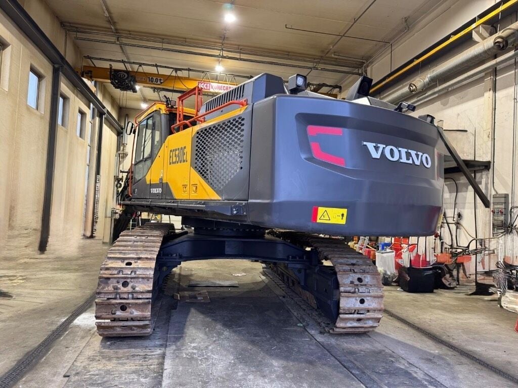 2023 Volvo EC530EL Crawler Excavator