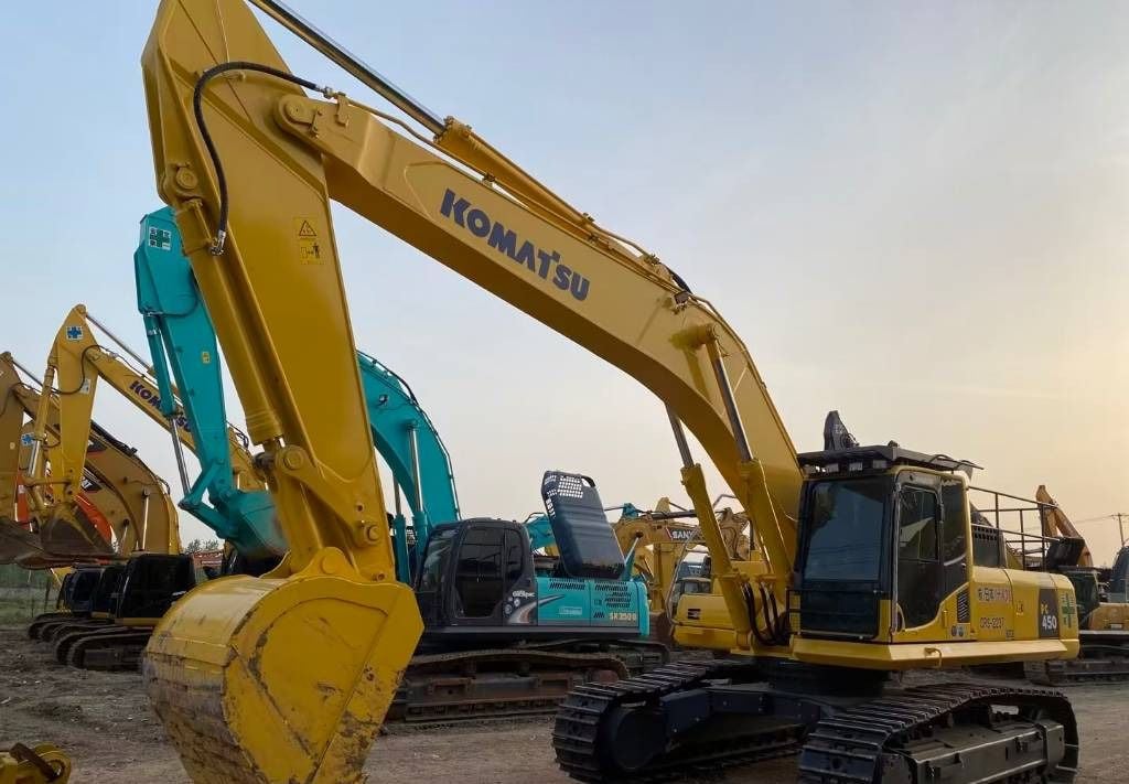 2020 Komatsu PC450-8 Crawler Excavator
