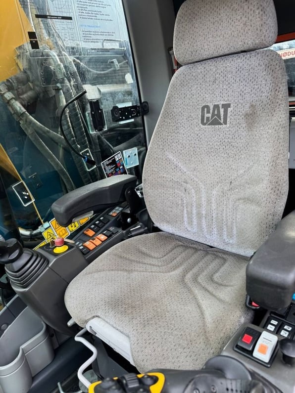 2016 Caterpillar 315 UNAC 22 TTR Wheel Excavator