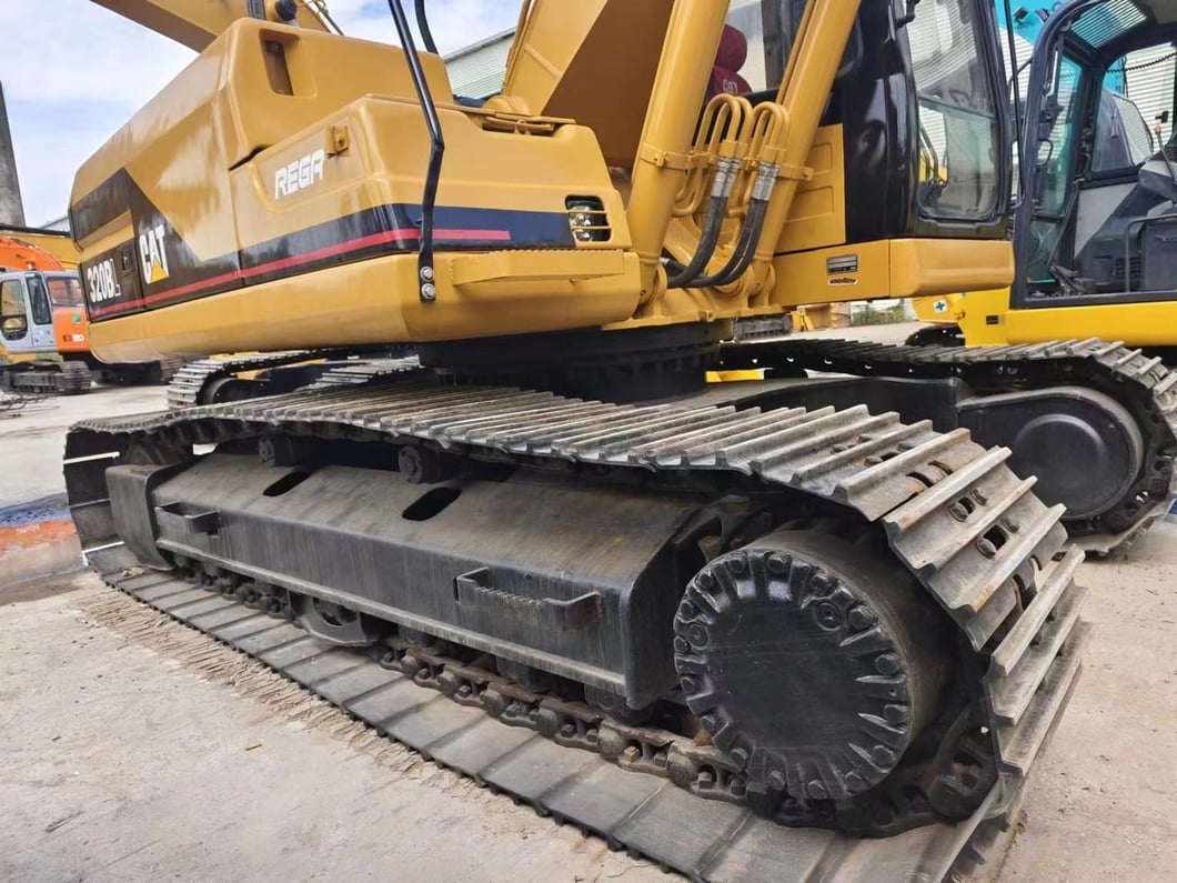 2015 Caterpillar 320BL Crawler Excavator