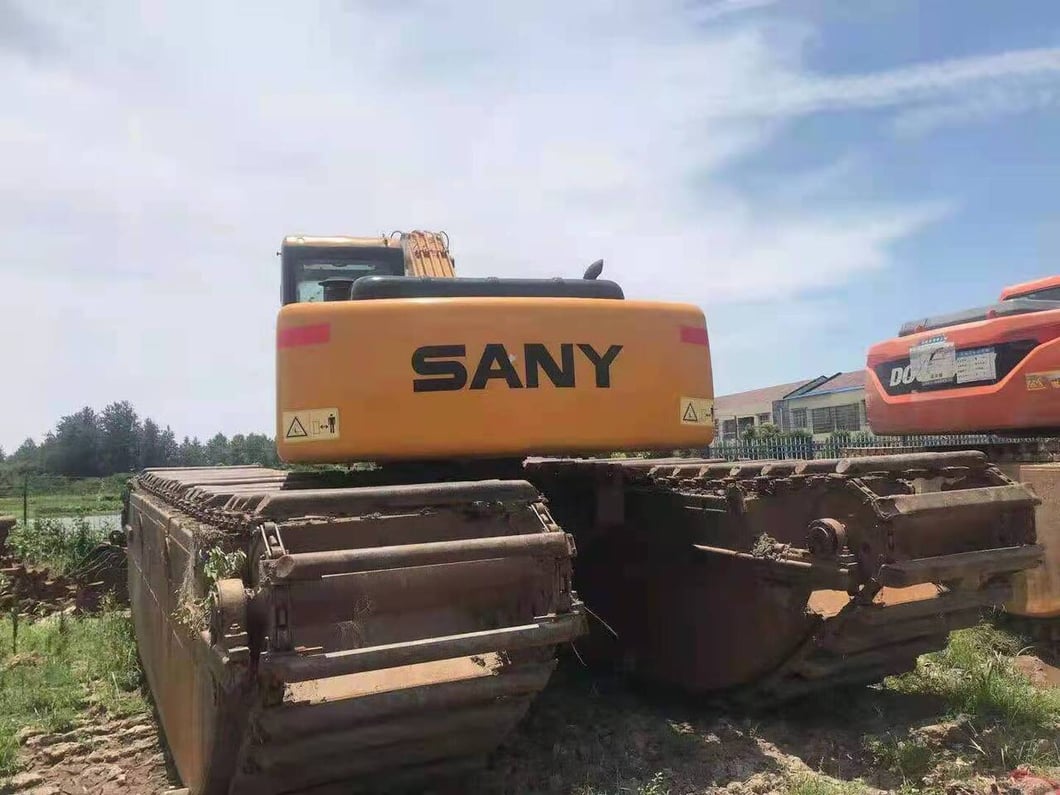2020 Sany 215C Amphibious Excavator