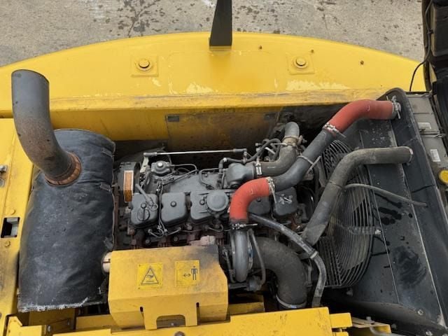 2011 New Holland E215B Crawler Excavator
