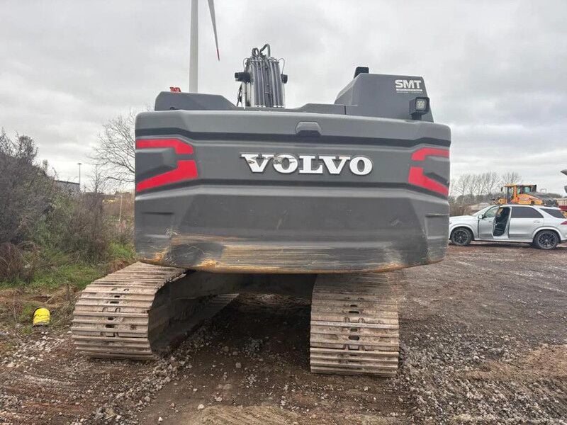 2021 Volvo EC300E Crawler Excavator