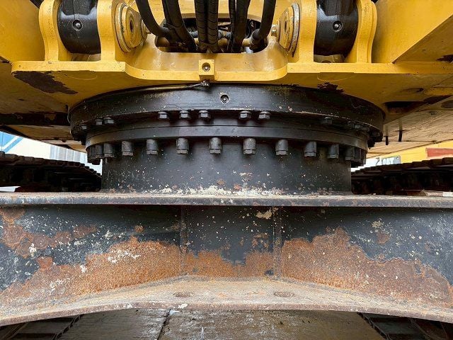 2016 Caterpillar 320E Crawler Excavator