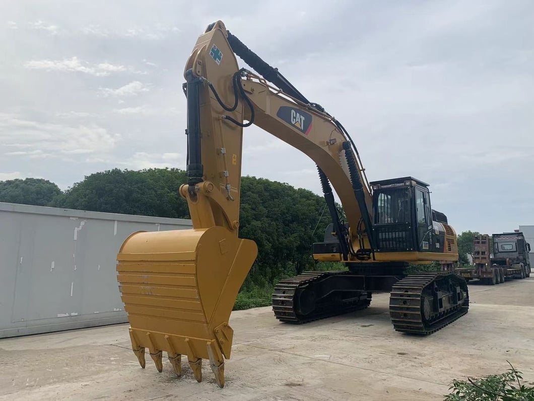 2022 Caterpillar 340D Crawler Excavator